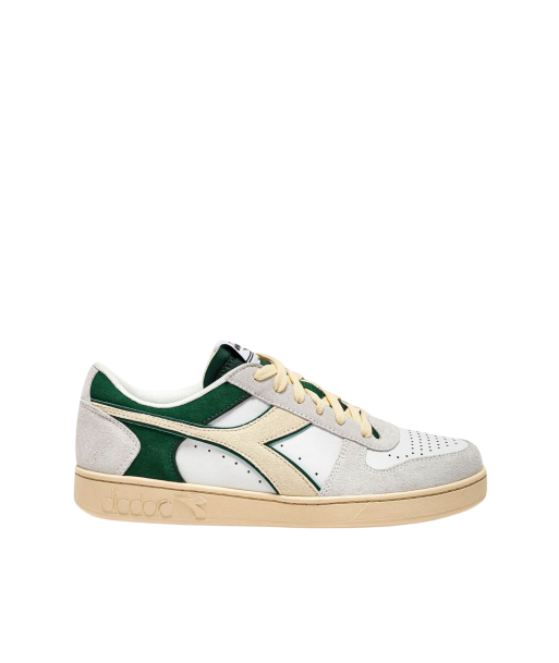 Diadora Magic Basket Low est présent 