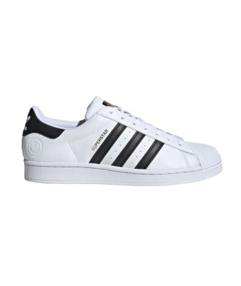 Adidas Superstar store