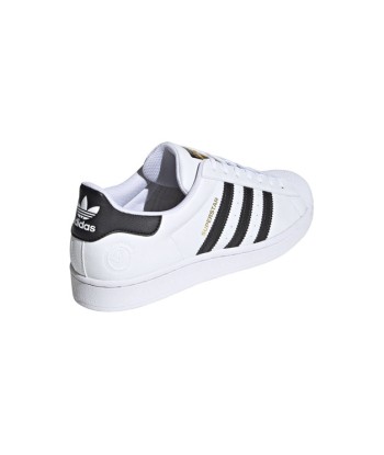 Adidas Superstar store