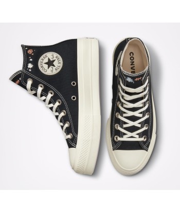 Converse Chuck Taylor Lift Hi est présent 