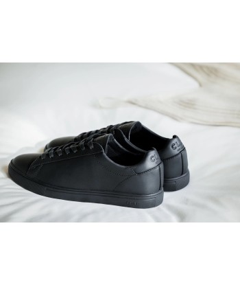 Clae Bradley Essentiel noir suggérées chez