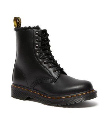 Dr. Martens Boots 1460 Serena sur le site 